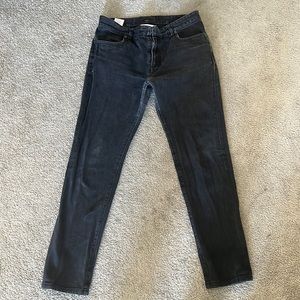Men’s Margeila black jeans.